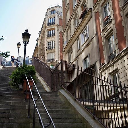 Ferienwohnung Duplex De Charme Au Coeur De Montmartre Paris Exterior foto