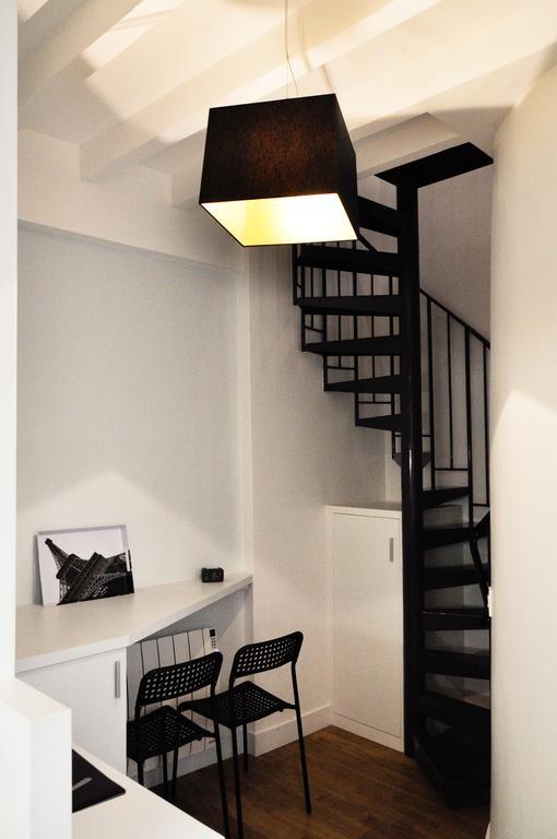 Ferienwohnung Duplex De Charme Au Coeur De Montmartre Paris Zimmer foto